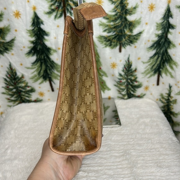 Celine Clutch - Picture 5 of 13